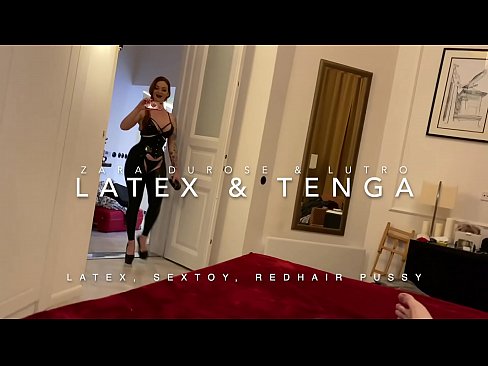 ❤️ Usisi otholwa enekhanda elibomvu egqoke imvunulo ye-latex ebhejwa usingamzali ❤️  ku-zu.sexuria-net.ru ❌️